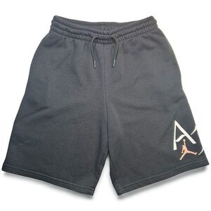 Nike Air Jordan Boys Basketball Shorts DNA Jumpman Fleece Athletic‎ L 12-13yrs